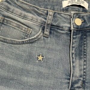 Judy Blue embroidered star jeans